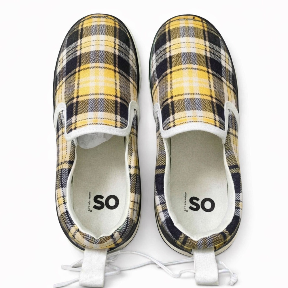 SO NEW Big Girl's Size 5 ((Women's 7) black and gold plaid slip-on sneakers